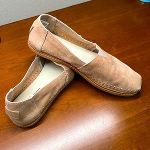 Tom’s Classic Alpargata 1.0 Suede Leather Wrapped